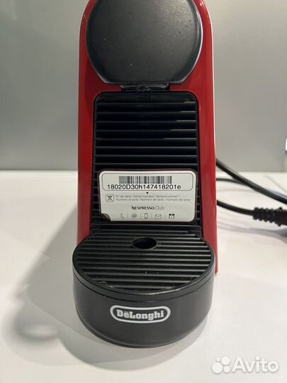 Капсульная кофемашина Nespresso Essenza Mini