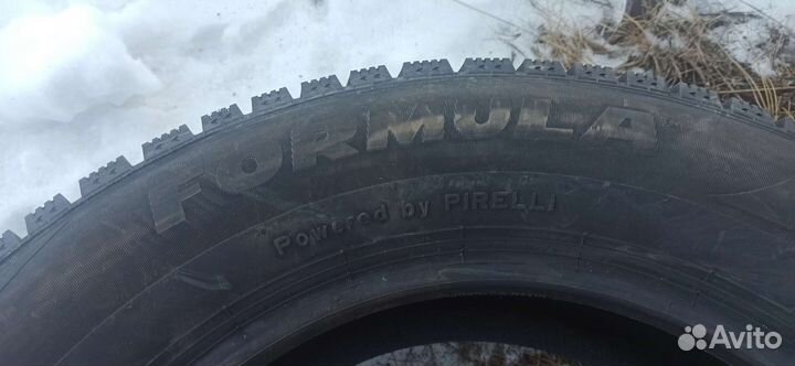 Pirelli Formula Ice 215/60 R16 99T