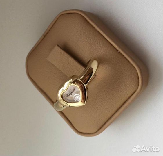 Золотое кольцо Chopard