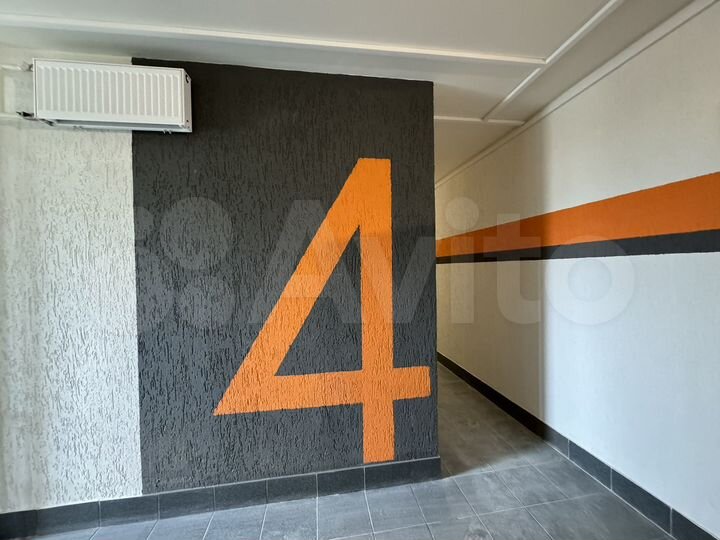 2-к. квартира, 58 м², 4/9 эт.