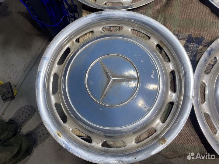 Колпаки R14 Mercedes W123