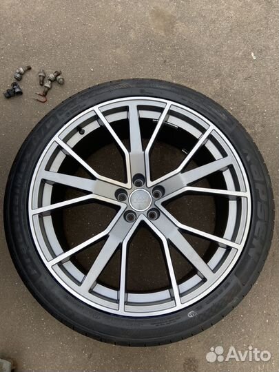Новые колёса R22 audi Q7 5 112 с2015г