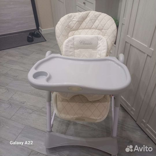 Стульчик для кормления happy baby