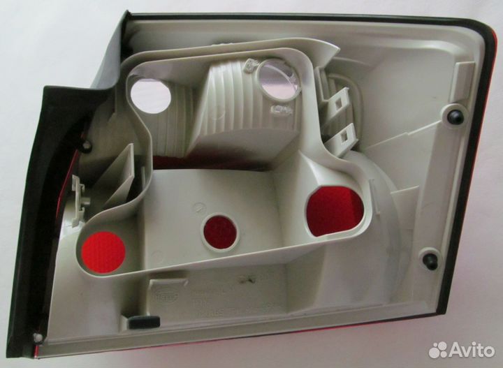 Задний Фонарь Hella Audi A4