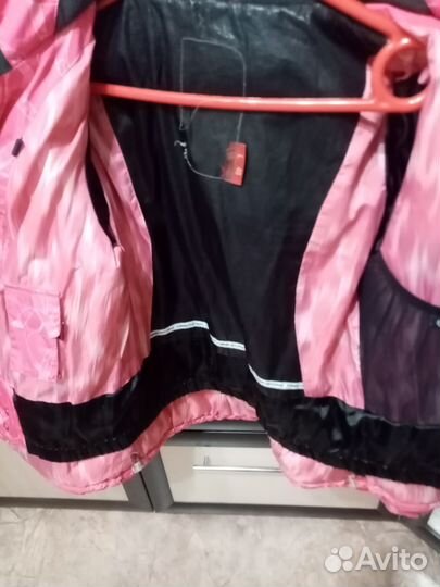 Курточка зимняя 46