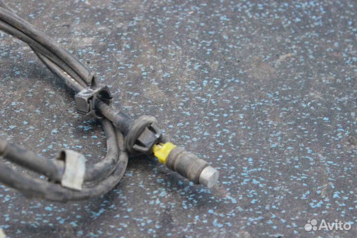 Трос педали подачи топлива Toyota Town Ace Noah (Т