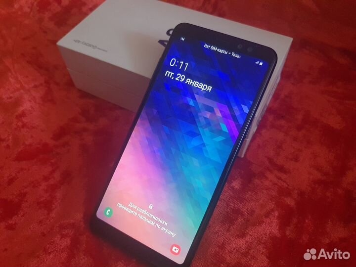 Samsung Galaxy A8+, 6/64 ГБ