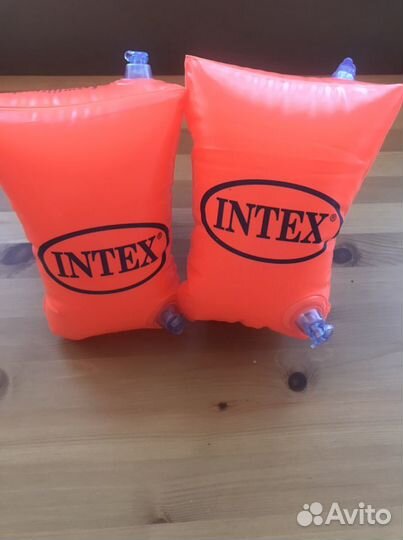 Нарукавники для плавания