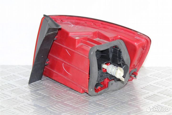 Фонарь задний левый Volkswagen Jetta 2010-2018