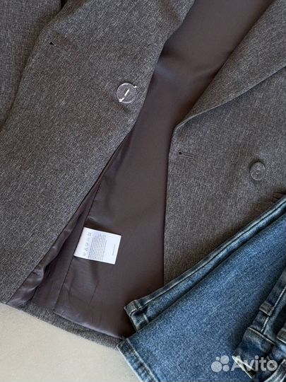 Пиджак Brunello Cucunelli трендовый (весна 2025)