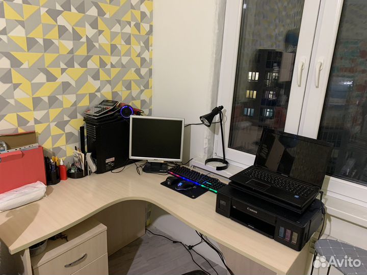 Компьютерный стол с тумбой бу торг