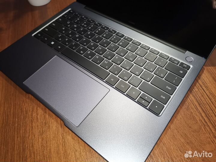 Hоутбук Huawei matebook 14 новый