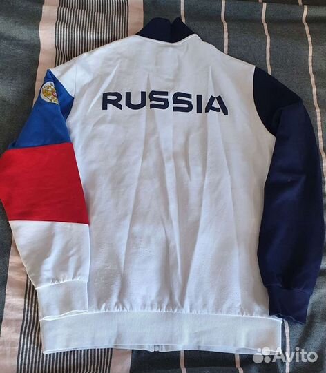 Костюм парадный