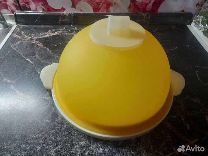 Тортница с крышкой