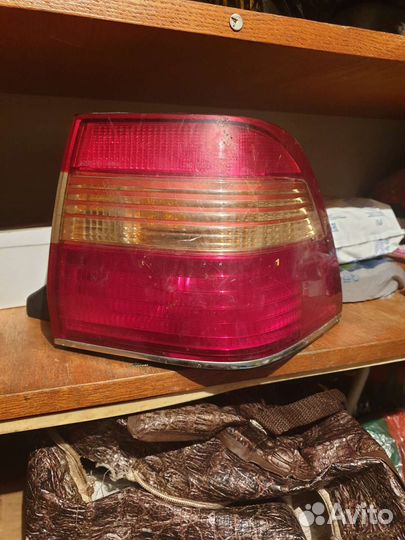 Стоп задний toyota crown