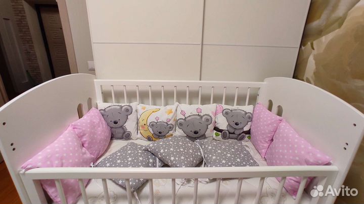 Детская кроватка с маятником Можга