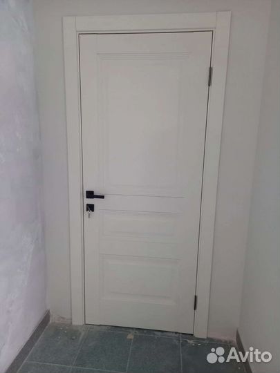 Двери межкомнатные белые классик новые