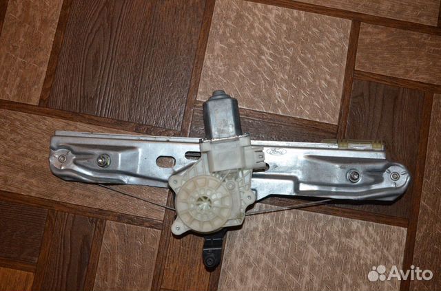 Электростеклоподъемник Ford