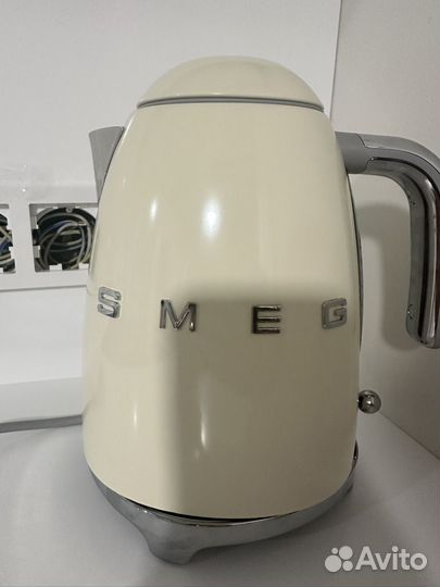 Чайник Smeg 1,7