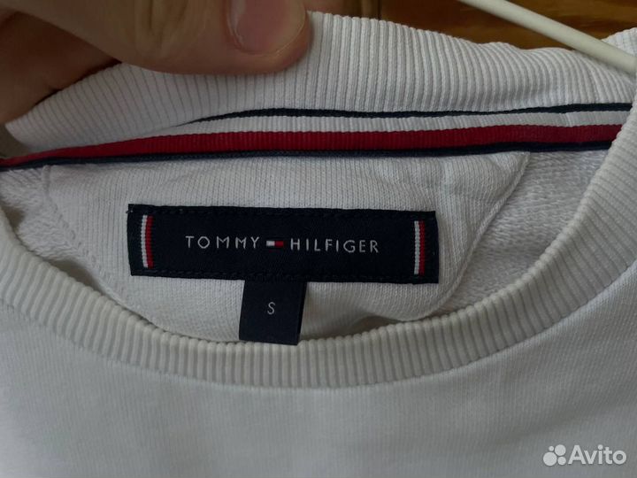 Tommy hilfiger свитшот