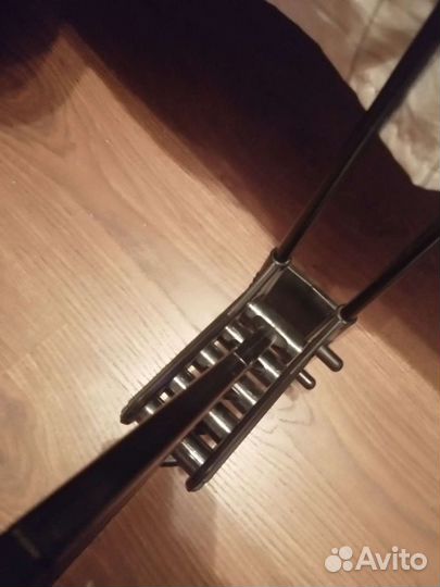 Вешалка для полотенец новая