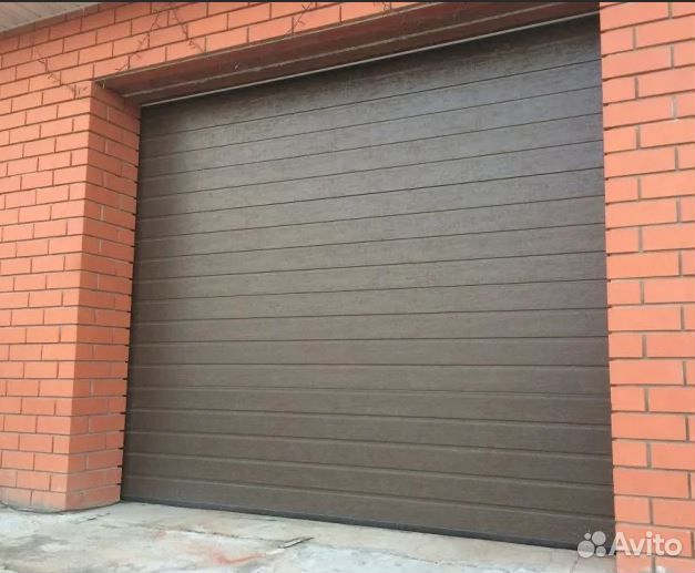 Гаражные секционные ворота Алютех 3000х2500 мм