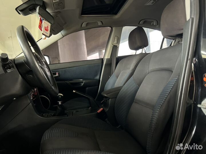 Mazda 3 2.0 МТ, 2004, 136 000 км