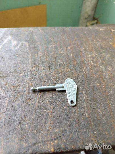 Ключ замка зажигания мотоцикла Панония