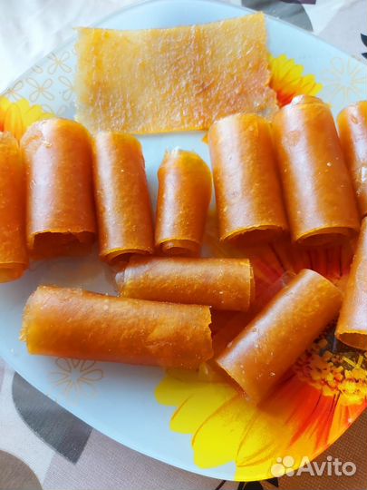 Малина свежая, яблочки триумф,пастила