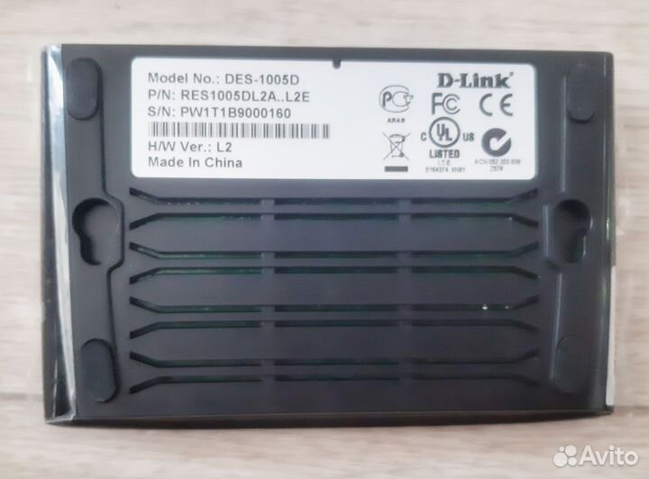 Коммутатор D-Link DES-1005D