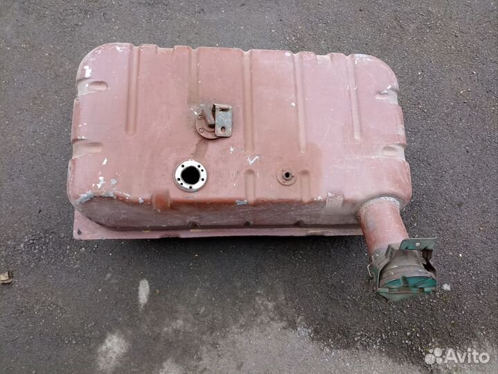 Бензобак на ЗИЛ