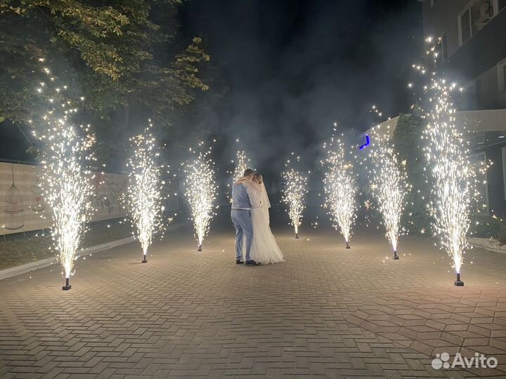 Холодные фонтаны на свадьбу