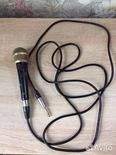 Профессиональный микрофон Attr-2200