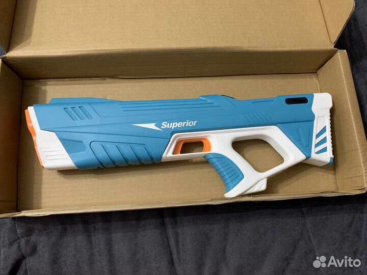 Водяной (водный) пистолет на аккумуляторе