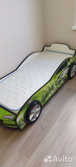 Детская кровать машина с матрасом