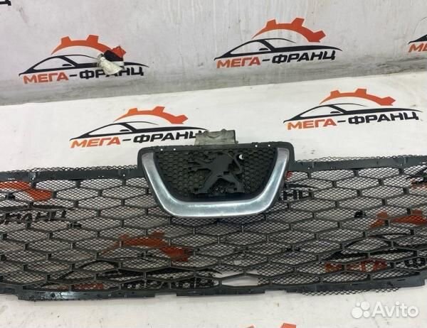 Решетка радиатора Peugeot Boxer фургон(250) 4HU