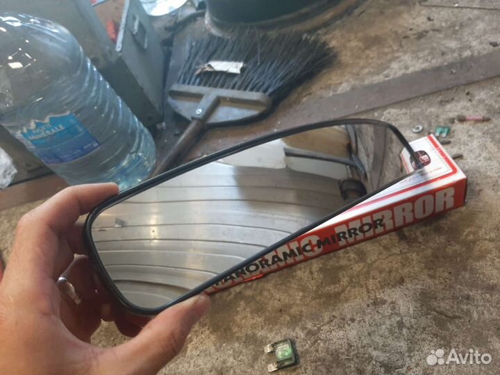 Панорамное зеркало заднего вида