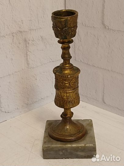 Подсвечник бронзовый на камне