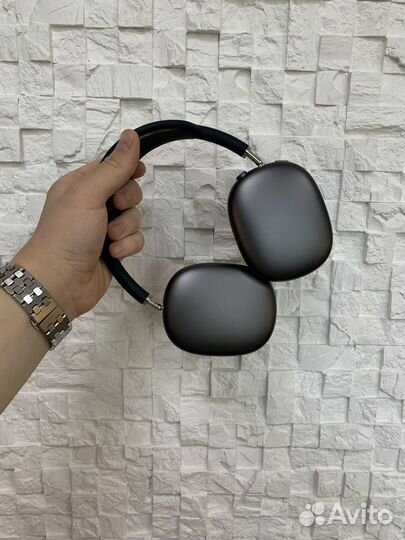 Apple AirPods Max На грантии до Марта 2024