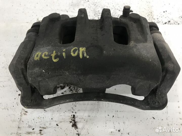 Суппорт тормозной передний SsangYong New Actyon