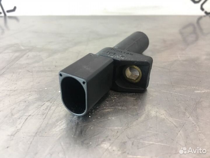 Датчик коленвала Mercedes C-Class W204 OM651 2.2