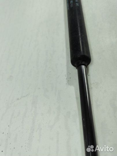 Амортизатор крышки багажника задний Citroen C3