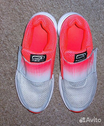 Кроссовки детские