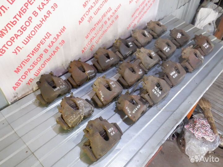 Суппорта тормозные передние Шевроле Вива