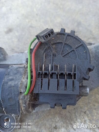 Трапеция стеклоочистителя Ford Focus 1