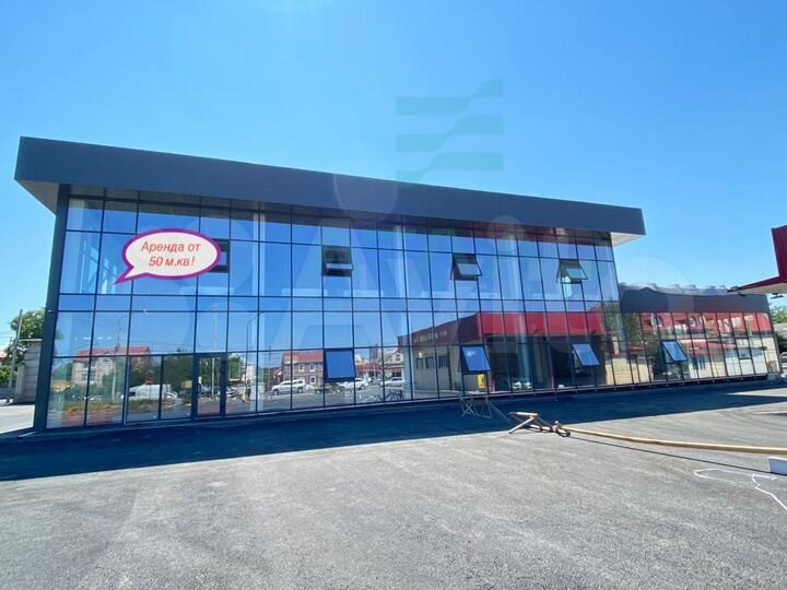 Аренда торгового здания 2 этажа. Первая линия