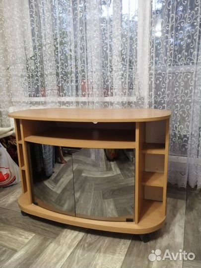 Тумба под телевизор