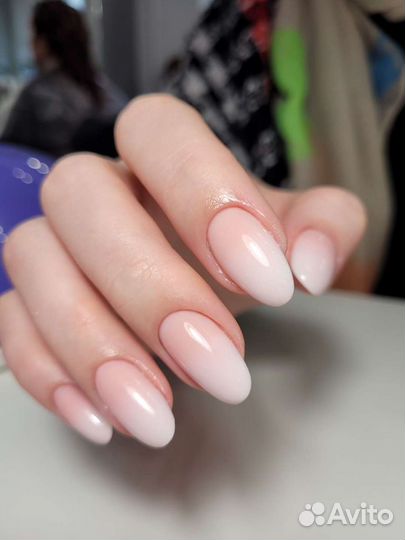 Маникюр с покрытием гель-лак, педикюр