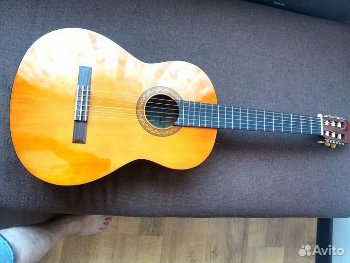 Гитара yamaha C40