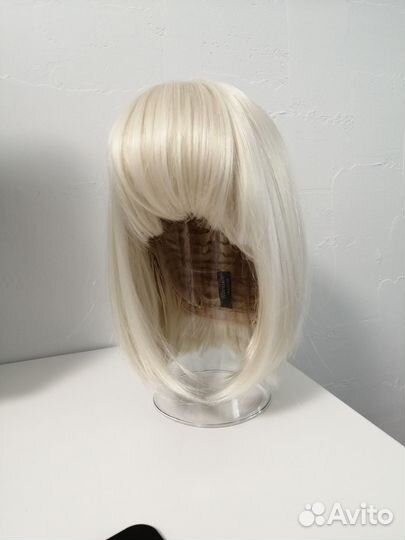 Парик каре блонд